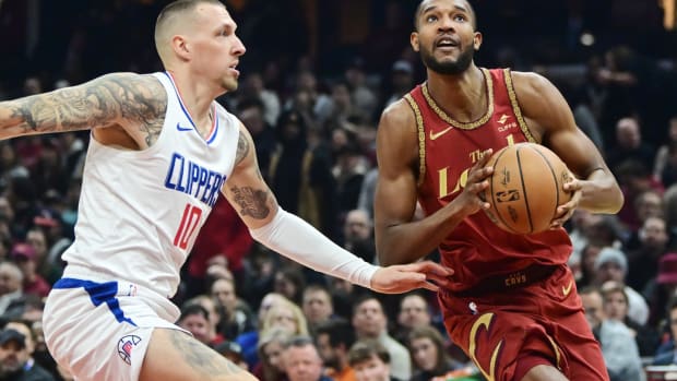 Mobley Return vs Clippers